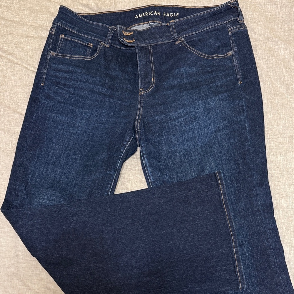 American Eagle Outfitters Women's Dark Blue Straight Leg Jeans